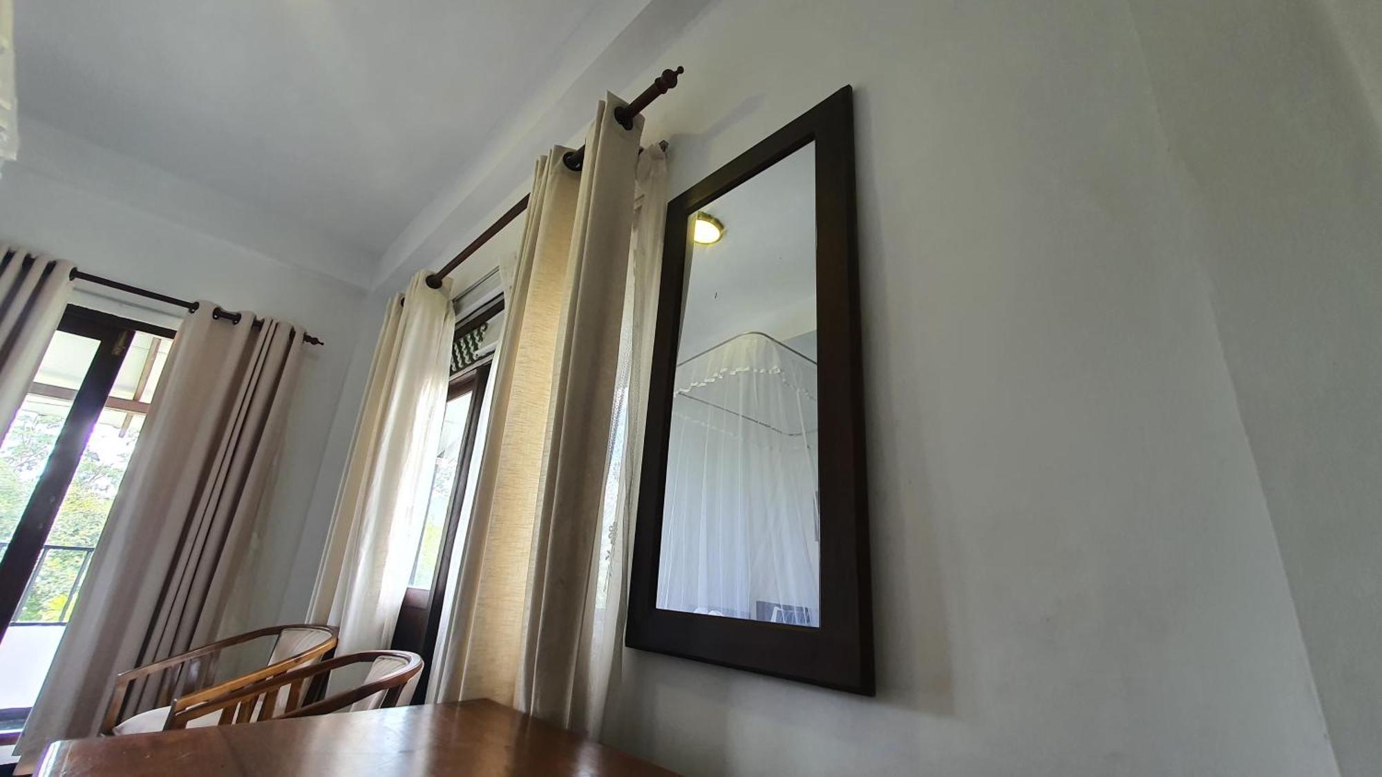 Emerald Mirror Guest Ella Ngoại thất bức ảnh